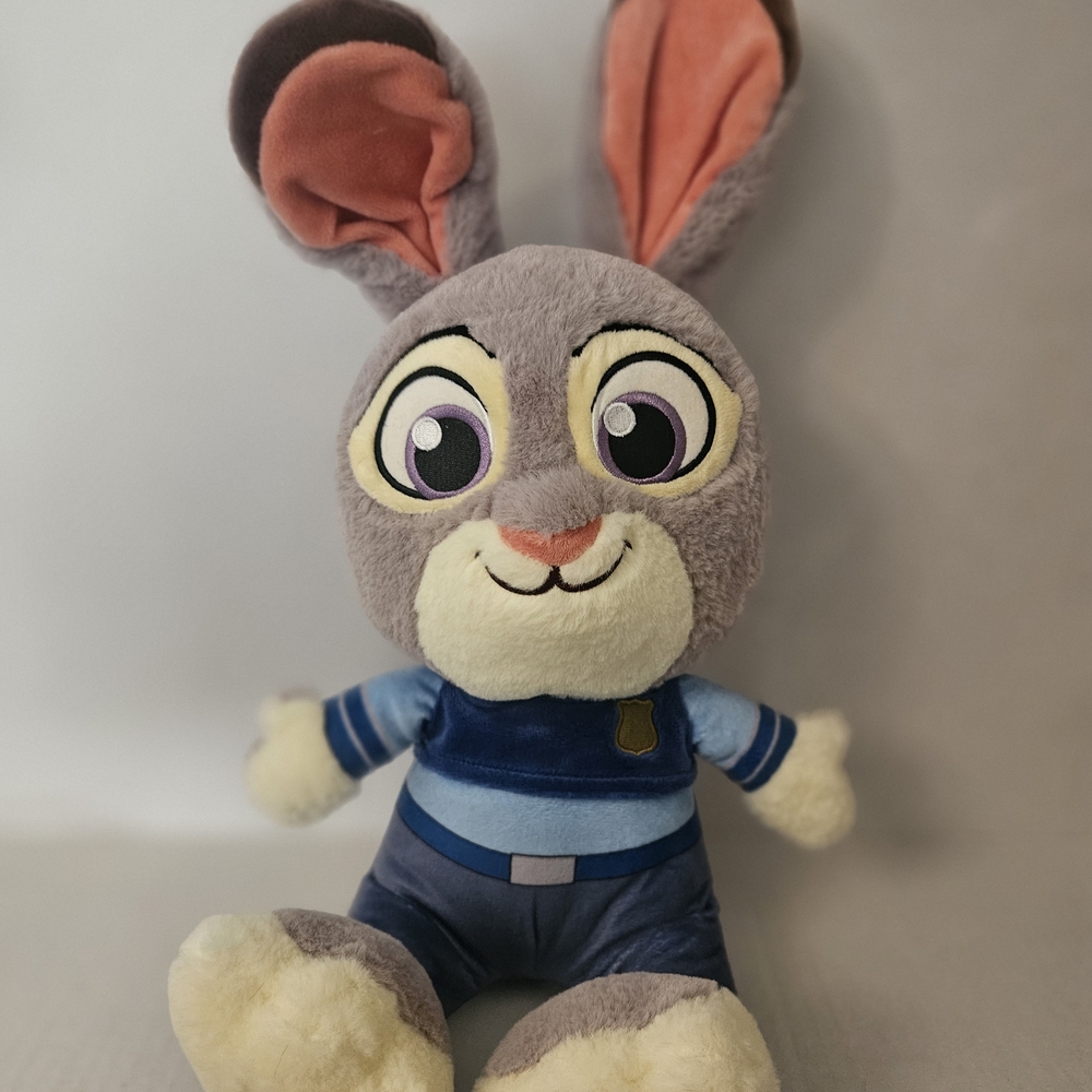 Disney  Zootopia Officer Hopps Big Feet Judy Rabbit Bunny Plush 18''